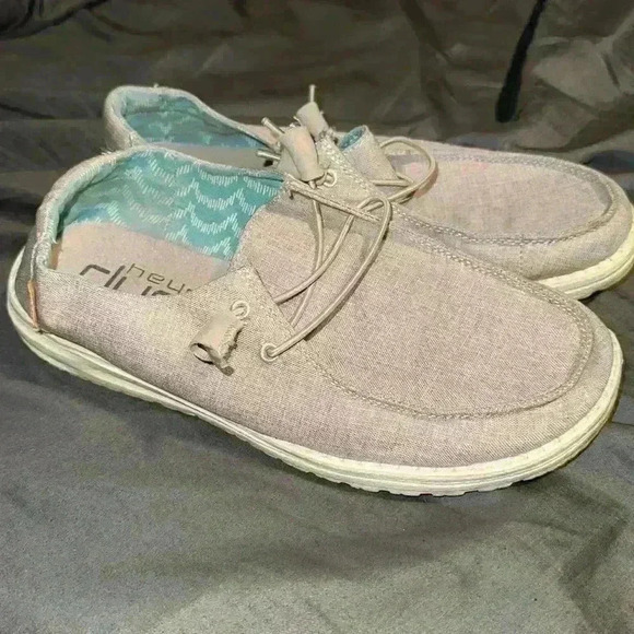 “Hey Dude” Wendy Women’s Slip on Shoes. Size 8 Gray - Picture 1 of 4